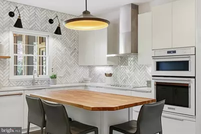 7504 Blaise Trail, McLean, VA 22102 - Photo 3