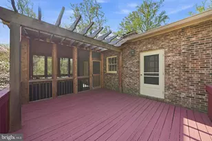 7504 Blaise Trail, McLean, VA 22102 - Photo 11