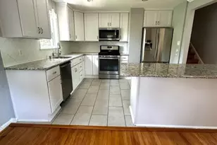 3302 Chicamuxen Ct, Falls Church, VA 22041 - Photo 5