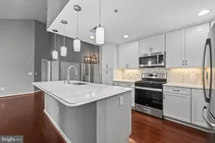 11508 Sperrin Cir, Fairfax, VA 22030 - Photo 7