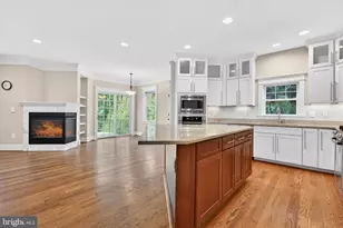 2134 Haycock Rd, Falls Church, VA 22043 - Photo 17