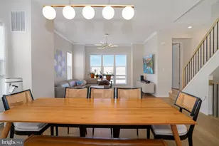14301 Beckett Glen Cir, Chantilly, VA 20151 - Photo 11