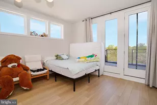 14301 Beckett Glen Cir, Chantilly, VA 20151 - Photo 29