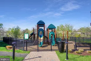 14301 Beckett Glen Cir, Chantilly, VA 20151 - Photo 35