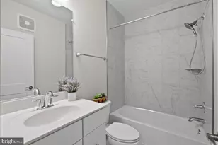 4128 Legato Rd, Fairfax, VA 22033 - Photo 17