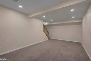 7706 Lakeloft Ct, Fairfax Station, VA 22039 - Photo 33