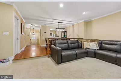 7876 Newport Glen Pass, Annandale, VA 22003 - Photo 5