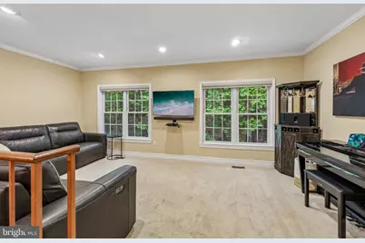 7876 Newport Glen Pass, Annandale, VA 22003 - Photo 3