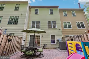 7876 Newport Glen Pass, Annandale, VA 22003 - Photo 29