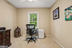 7876 Newport Glen Pass, Annandale, VA 22003 - Photo 17