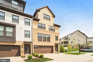 4975 Longmire Wy, Chantilly, VA 20151 - Photo 3