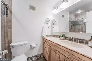 2515 Fowlers Ln, Reston, VA 20191 - Photo 37