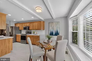 1846 Golf View Ct, Reston, VA 20190 - Photo 3
