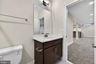 606 Meadow Ln SW, Vienna, VA 22180 - Photo 89