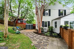 5823 Monticello Rd, Alexandria, VA 22303 - Photo 41