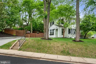 5823 Monticello Rd, Alexandria, VA 22303 - Photo 5