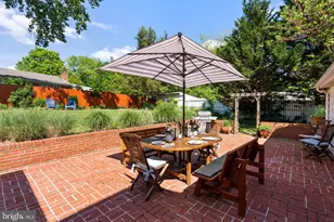 6208 Beachway Dr, Falls Church, VA 22041 - Photo 9