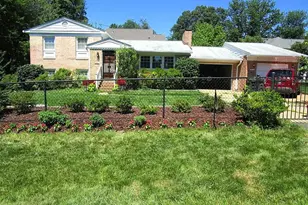6450 Old Chesterbrook Rd, McLean, VA 22101 - Photo 11