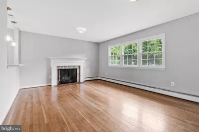 6450 Old Chesterbrook Road, McLean, VA 22101 - Photo 9