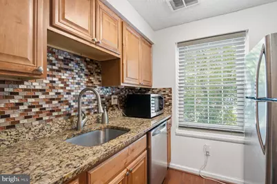 8621 Kenosha Court, Lorton, VA 22079 - Photo 5