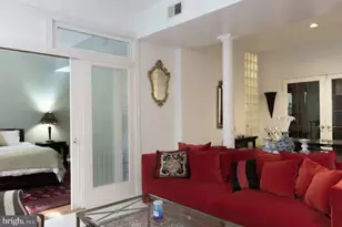 2403 Shreve Hill Rd, Dunn Loring, VA 22027 - Photo 9