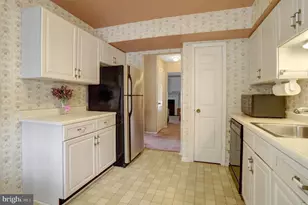 6571 Bermuda Green Ct, Alexandria, VA 22312 - Photo 9