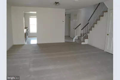 8029 Edinburgh Drive, Springfield, VA 22153 - Photo 5