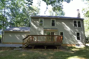 11415 Jordan Ln, Great Falls, VA 22066 - Photo 3