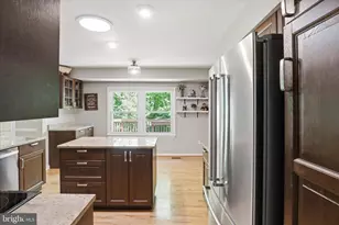 7599 Woodstown Dr, Springfield, VA 22153 - Photo 9