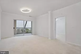 12905 Centre Park Cir, Herndon, VA 20171 - Photo 9