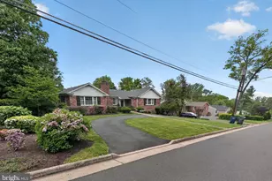 3904 Ridge Rd, Annandale, VA 22003 - Photo 5