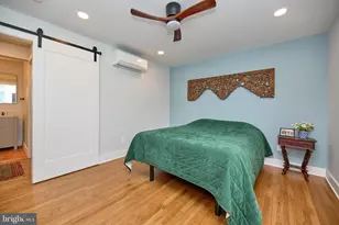 915 Desale St SW, Vienna, VA 22180 - Photo 21