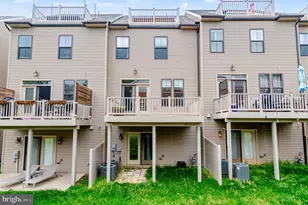 3697 Ambrose Hills Rd, Falls Church, VA 22041 - Photo 35