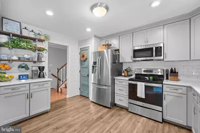 1315 Bayshire Lane, Herndon, VA 20170 - Photo 17
