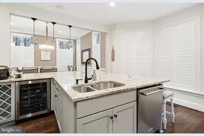 3943 Highland Oaks Drive, Fairfax, VA 22033 - Photo 7