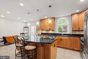 12516 Sweet Leaf Terrace, Fairfax, VA 22033 - Photo 11