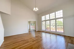 8396 Westpointe Dr, Fairfax Station, VA 22039 - Photo 11