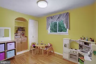 5300 Kings Park Dr, Springfield, VA 22151 - Photo 35