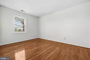9145 School Craft Ln, Burke, VA 22015 - Photo 25