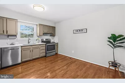 9145 Schoolcraft Lane, Burke, VA 22015 - Photo 15