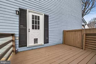 9145 School Craft Ln, Burke, VA 22015 - Photo 19