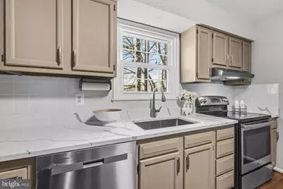 9145 Schoolcraft Lane, Burke, VA 22015 - Photo 13
