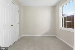 8110 Colony Point Rd, Springfield, VA 22152 - Photo 13