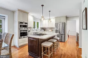 13772 Laurel Rock Dr, Clifton, VA 20124 - Photo 15