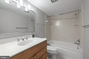 7651 Tremayne Pl, McLean, VA 22102 - Photo 15