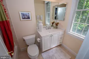 11379 Seneca Knoll Dr, Great Falls, VA 22066 - Photo 39
