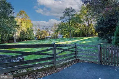 11379 Seneca Knoll Drive, Great Falls, VA 22066 - Photo 7
