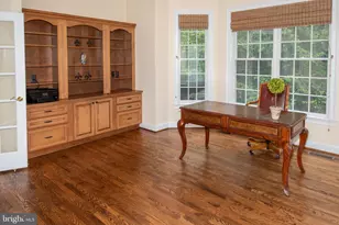 11379 Seneca Knoll Dr, Great Falls, VA 22066 - Photo 23
