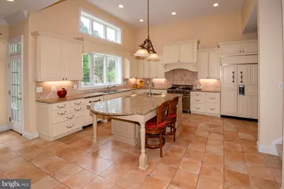 11379 Seneca Knoll Drive, Great Falls, VA 22066 - Photo 5