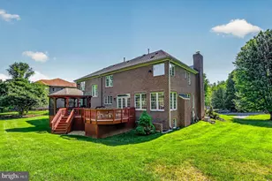 2954 Bonds Ridge Ct, Oakton, VA 22124 - Photo 17